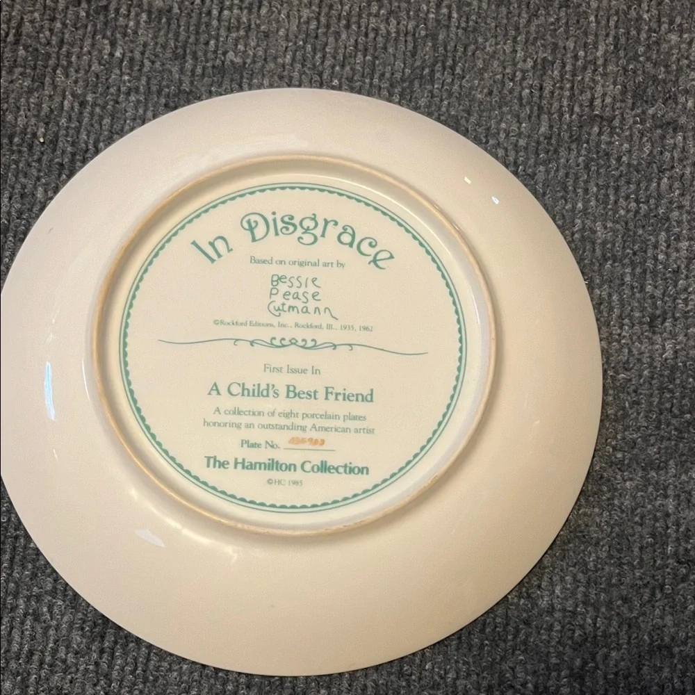 Hamilton Collection Decorative Plate - Picture 2 of 3